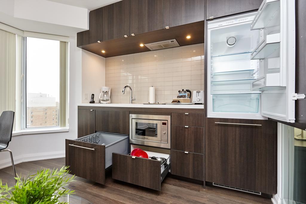Atlas Suites - Yorkville Furnished Apartments トロント エクステリア 写真