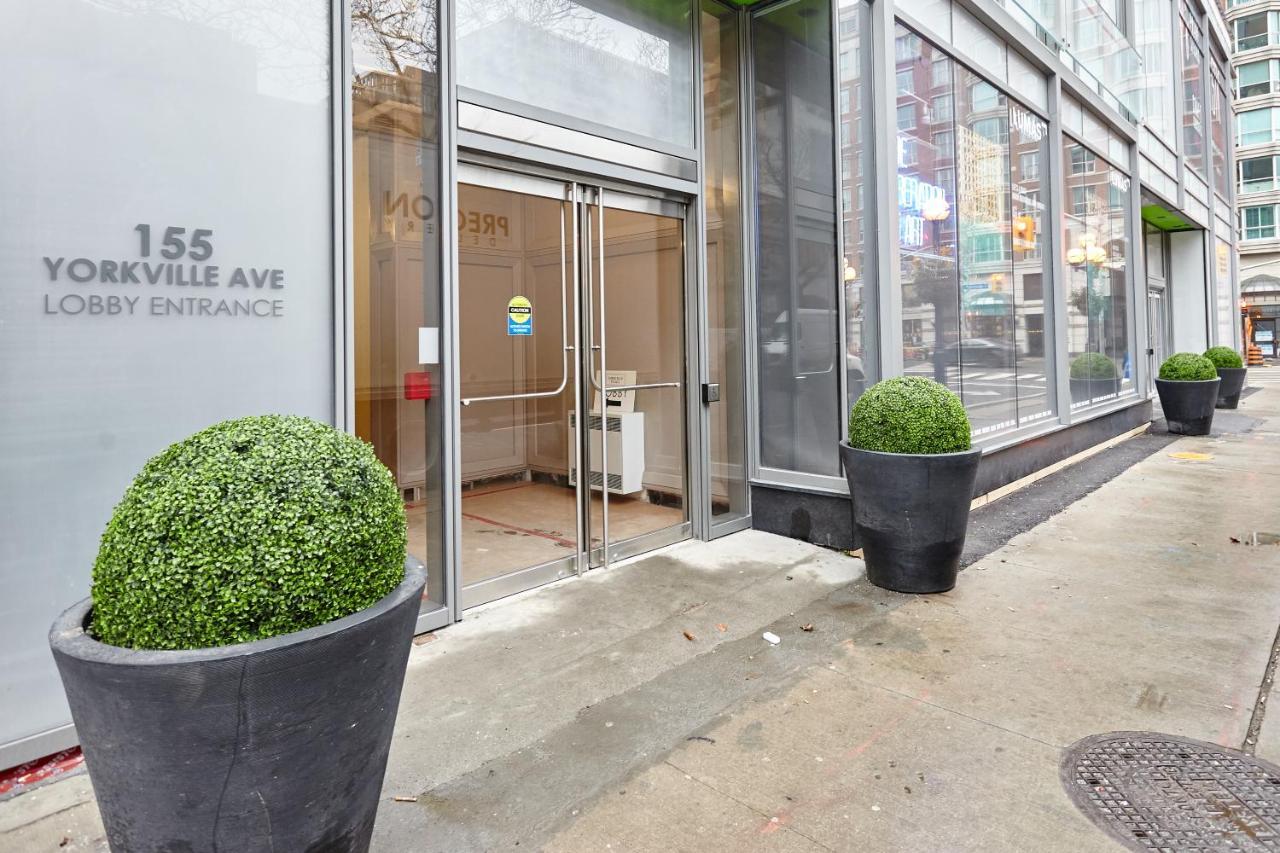 Atlas Suites - Yorkville Furnished Apartments トロント エクステリア 写真